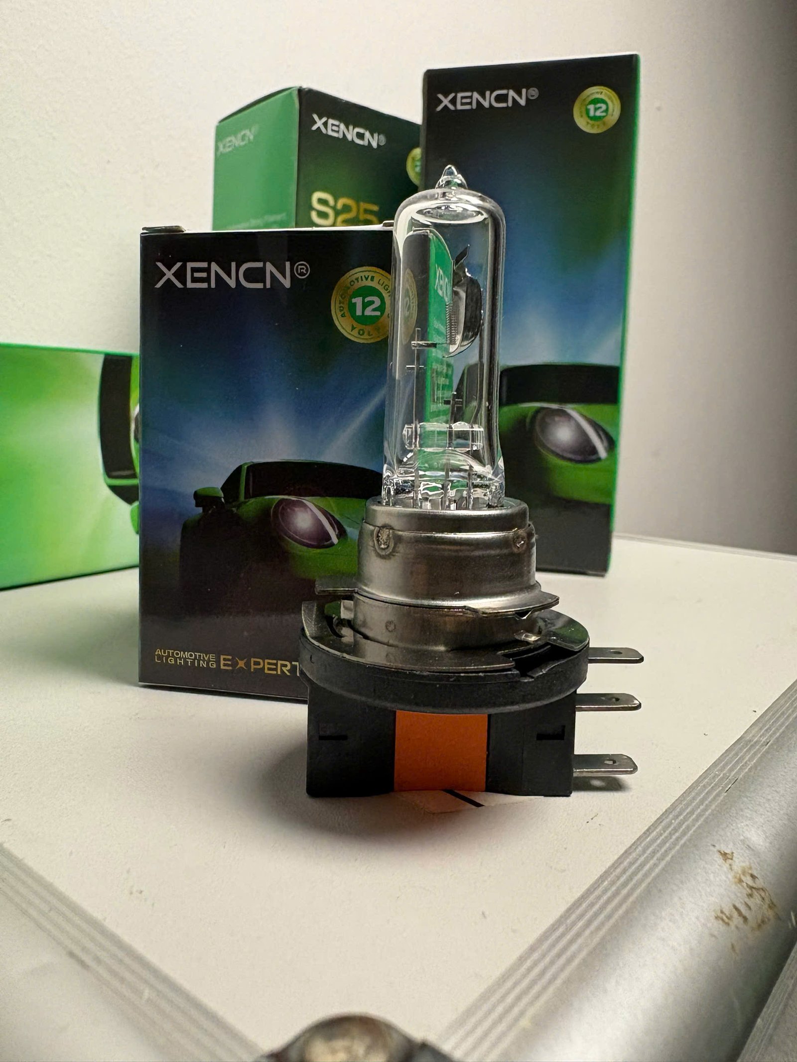 D:\ảnh sản phẩm\đèn halogen\H15 12V\h1512v (1).jpg